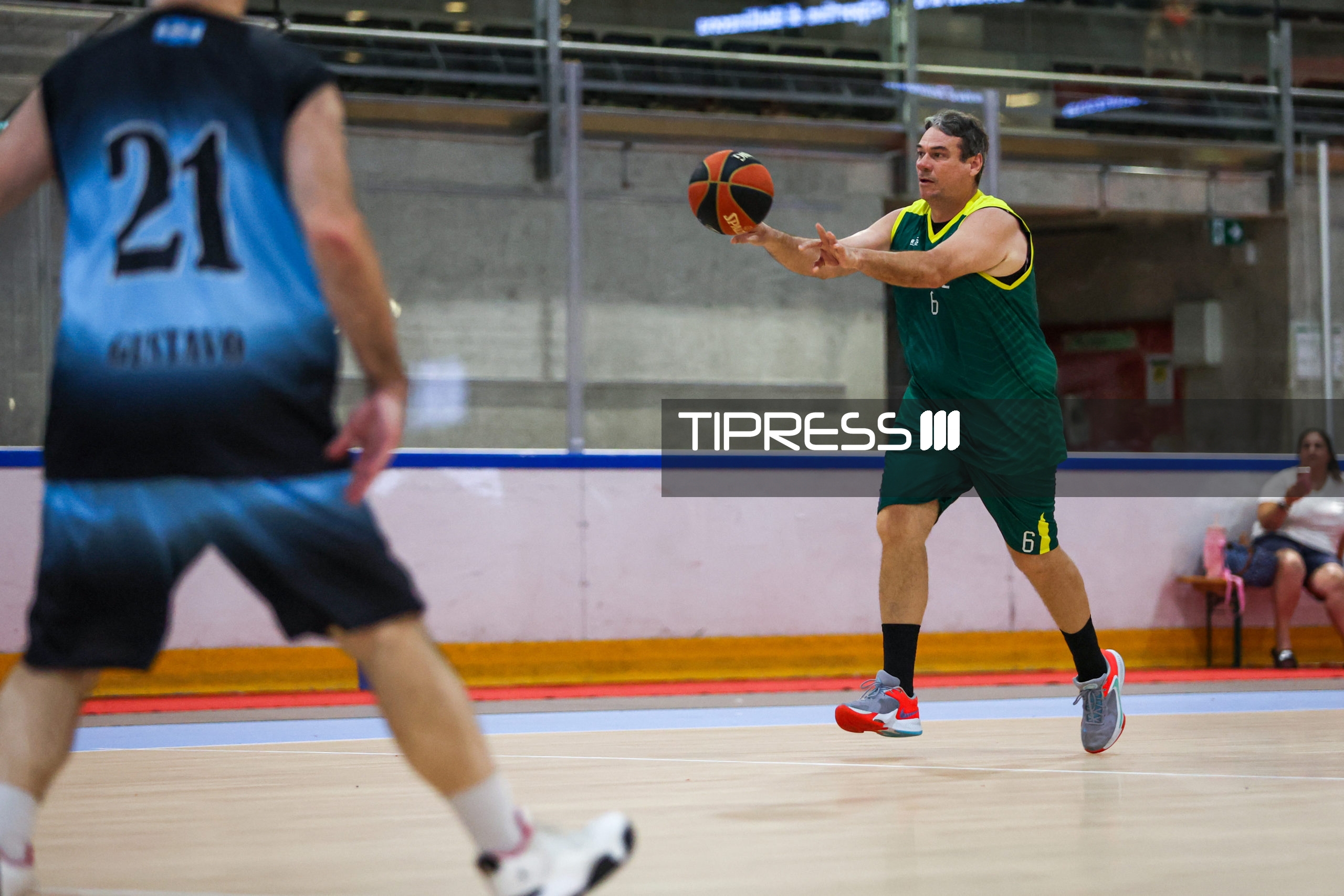 Maxibasketball: Argentina C (Morón) – Brazil B M55+
