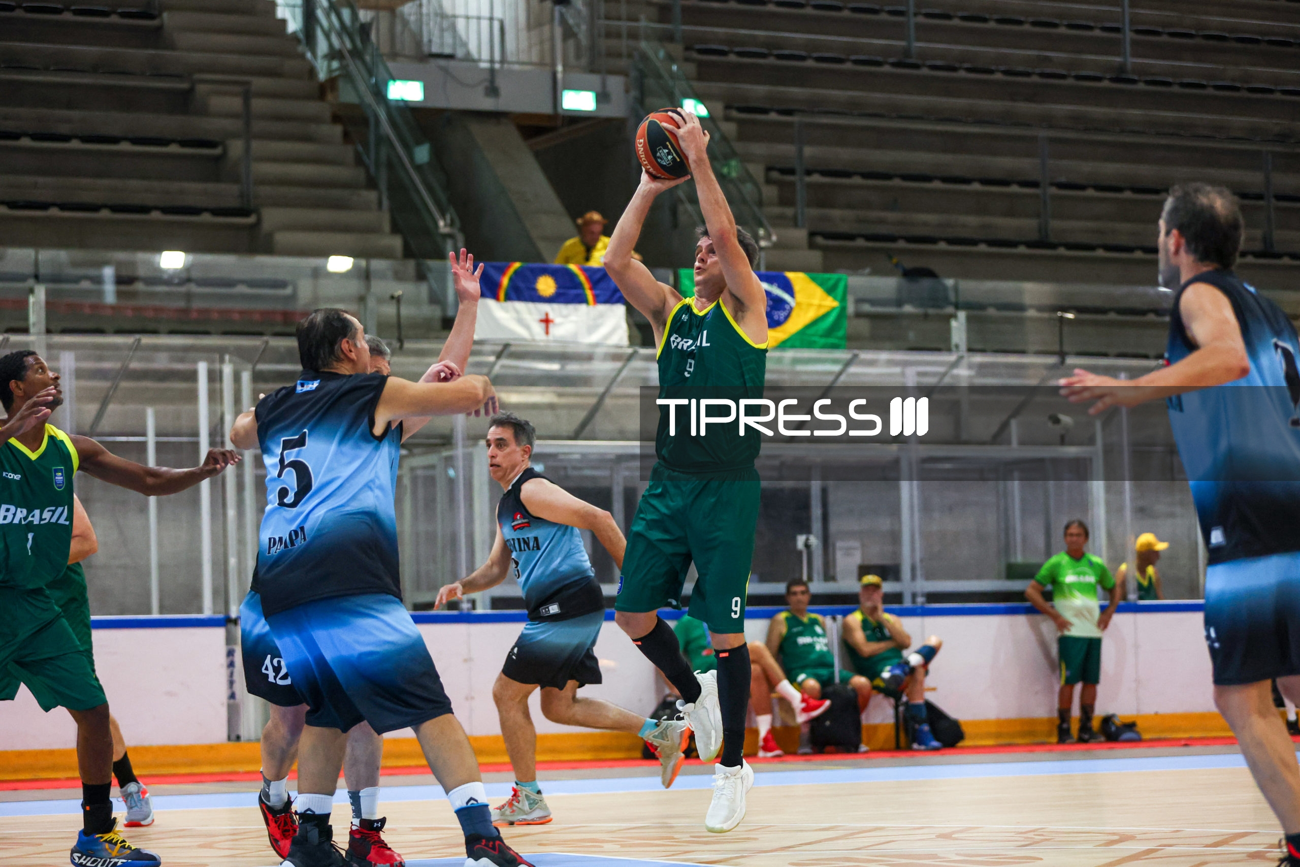 Maxibasketball: Argentina C (Morón) – Brazil B M55+