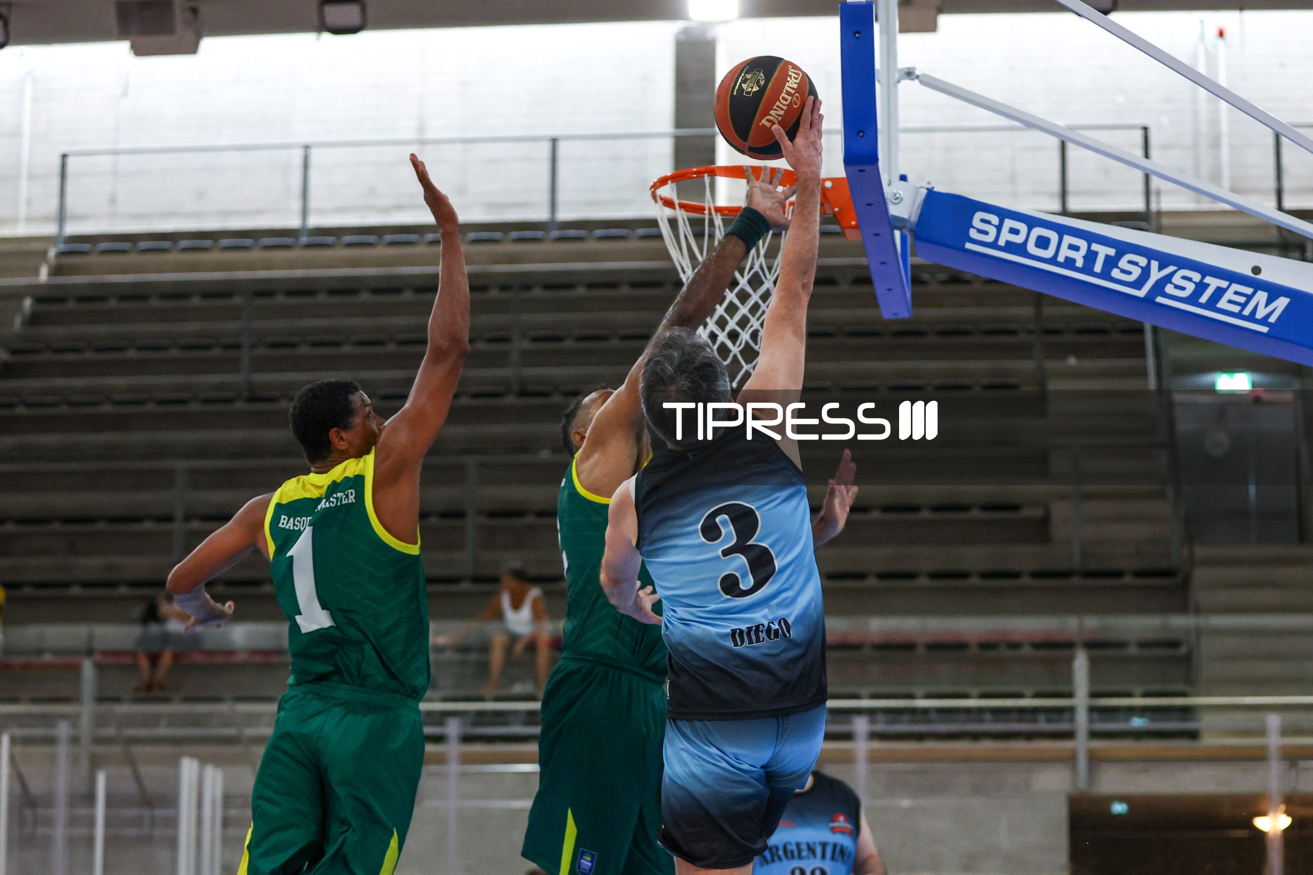 Maxibasketball: Argentina C (Morón) – Brazil B M55+