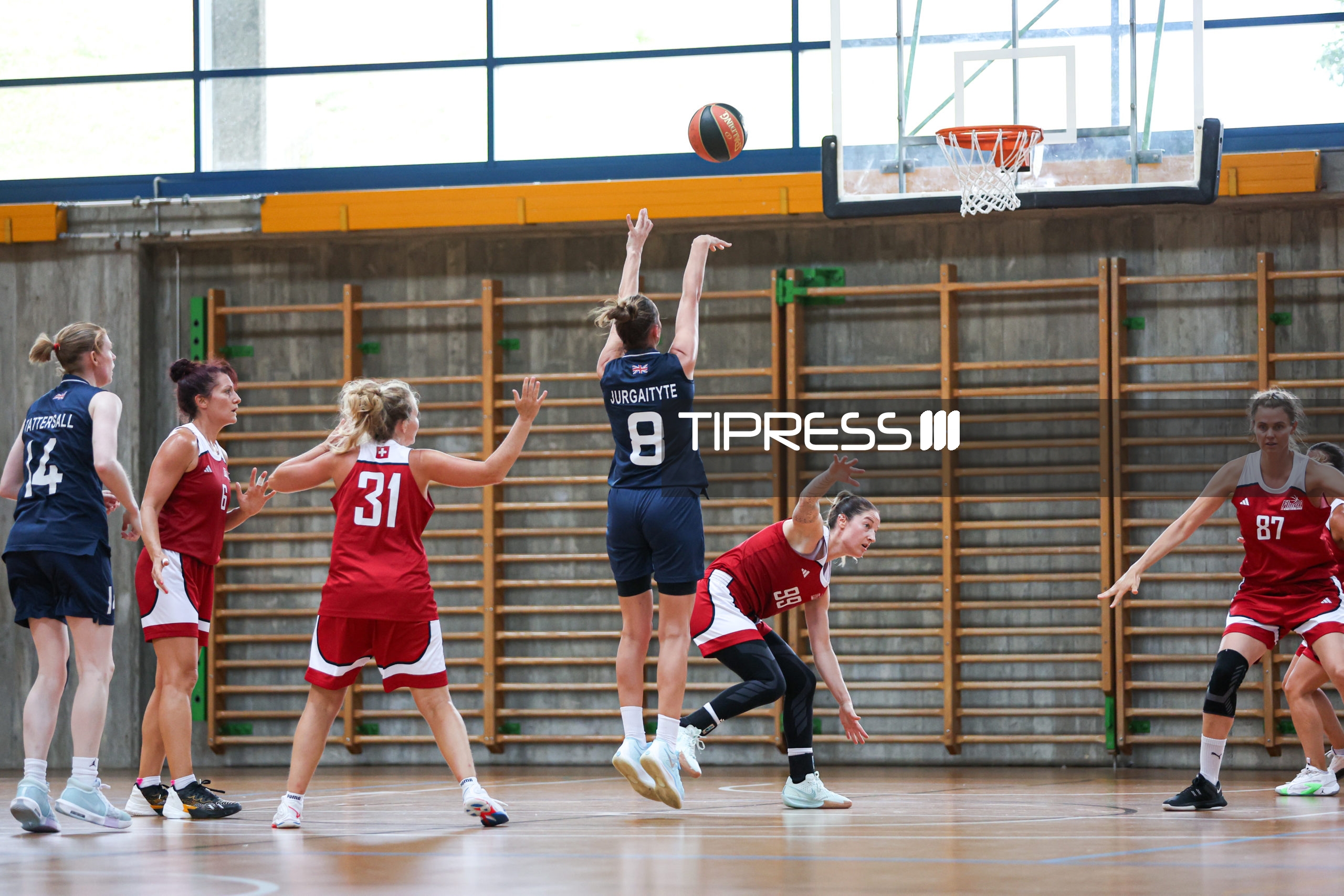 Basket: Switzerland –  United Kingdom GB Maxi F35+