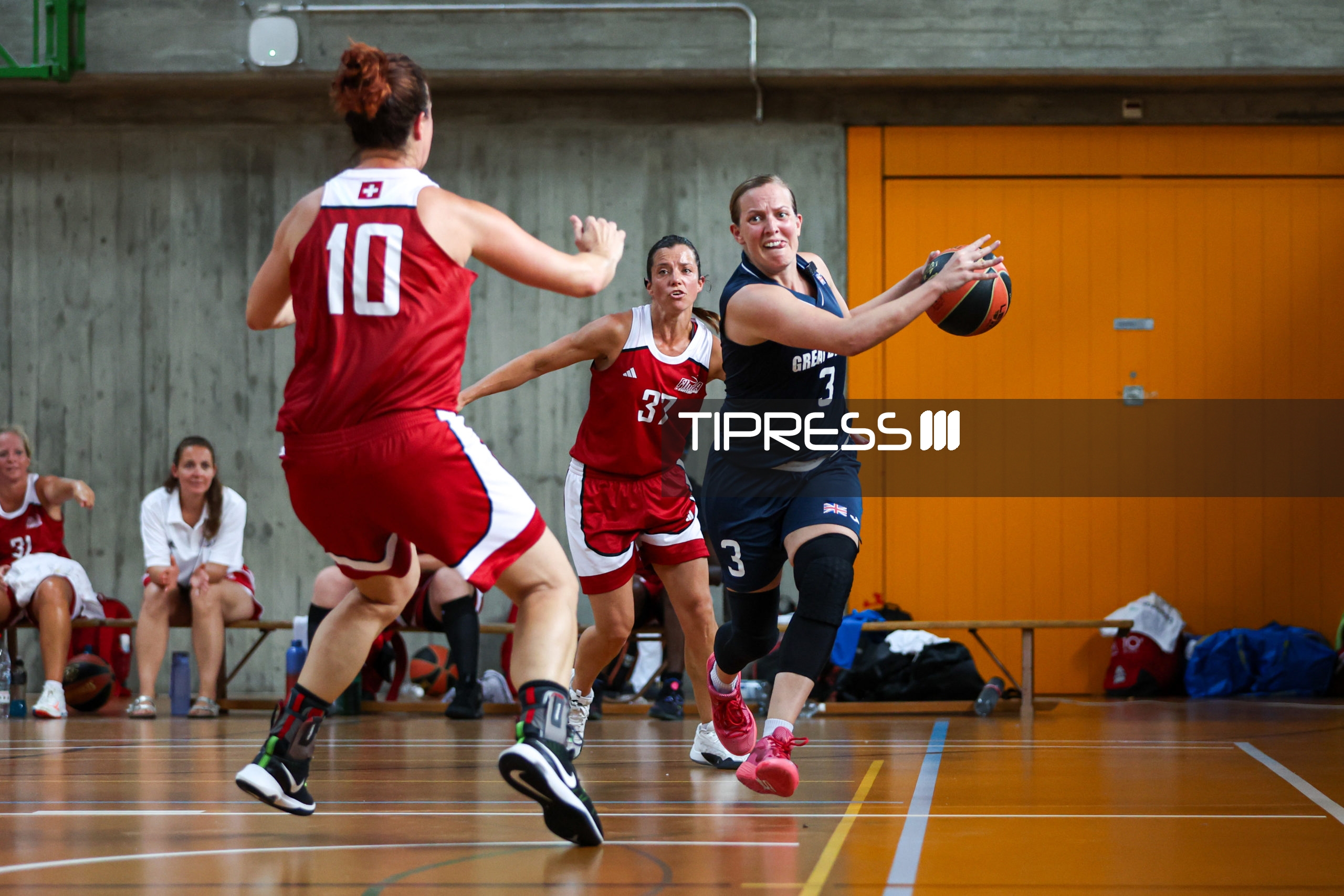 Basket: Switzerland –  United Kingdom GB Maxi F35+