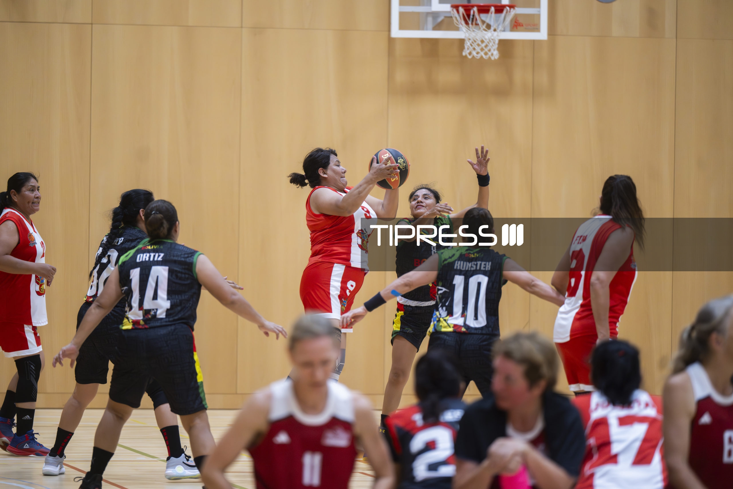 Basket:  F50+ Perù – Bolivia